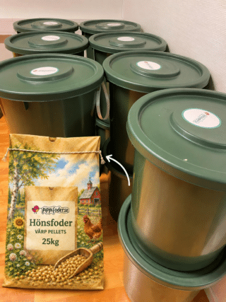 FYND - 15kg hönspellets värp i fodertunna