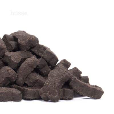 Hundgodis - Bravo 150g, glutenfritt snacks med lamm 2 Mörka hundgodisar i hög