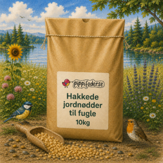 Hackade jordnötter till fåglar 10 kg från pippifoder i naturmiljö.