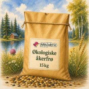 Økologiske åkerfrø 15 kg — brun sekk med økologiske frø fra Pippifoder, med frø spredt ut i naturen ved en innsjø